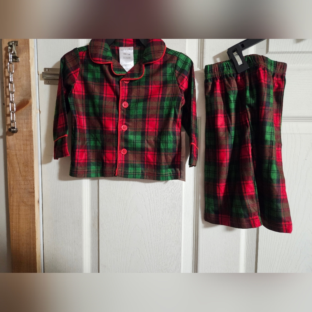 CANDLESTICKS 2 PIECE RED/GREEN PAJAMA SET: NEW WITH TAGS: SIZE 12 MTH